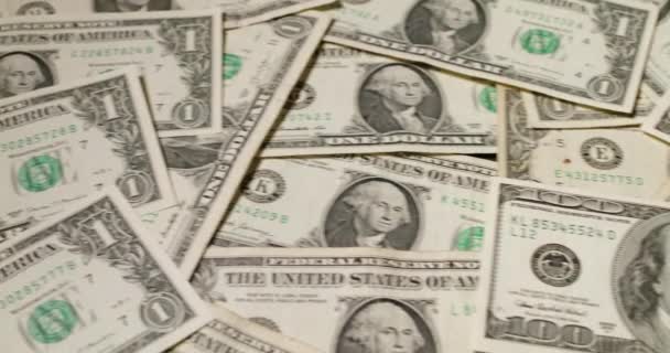 Honderd Dollarbankbiljetten Die Roteren Verschillende Ontwerpen Van Amerikaanse Dollarbiljetten Bankbiljetten — Stockvideo