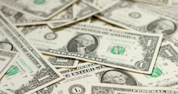 1米ドル札のパターン お金の背景 ドルの通貨 珍しい歴史的な銀証明書への1ドル紙幣の上にパンニングドル紙幣 — ストック動画