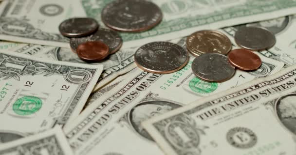 Sedlar Och Mynt Amerikanska Dollar Amerikansk Valuta Och Kontanter Mynt — Stockvideo