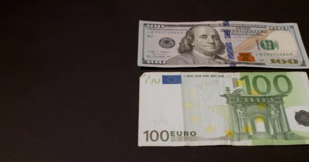 一百美元和一百欧元钞票 欧洲货币和美元 — 图库视频影像