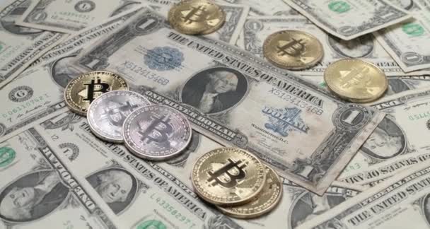 Historisch Groot Dollarbankbiljet Met Moderne Nieuwe Cryptocurrencies Bitcoin Munten Amerikaanse — Stockvideo