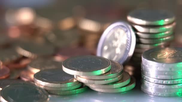 堆满了欧元硬币 欧洲金融共同体法郎 硬币的封口 — 图库视频影像