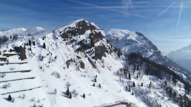 Vackra Flygvinterlandskap Dolomiterna Alperna Vinterlandskap — Stockvideo