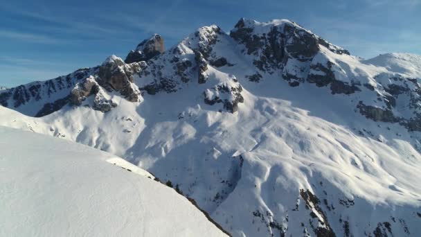 Wintervlucht Besneeuwd Landschap Dolomieten Italiaanse Alpen — Stockvideo