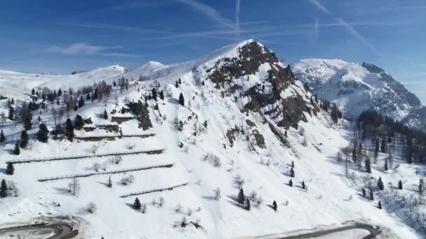 Lawinenschneebrücke Den Alpen Antenne Lawinenschutz Winter — Stockvideo