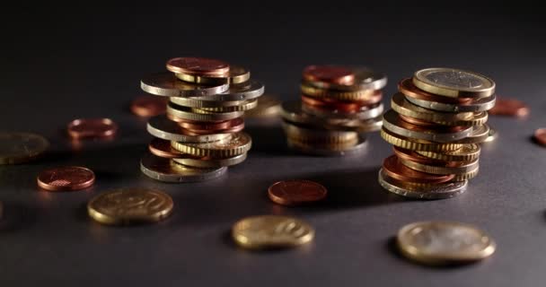 Збирав Монети Євро Валюту Європи Темній Поверхні Постріли Паннінга — стокове відео