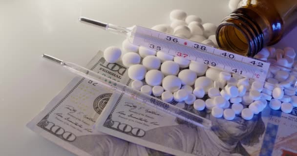 Gyógyszerek Fehér Tabletták Klinikai Hőmérő Diagnosztikai Orvosi Gyógymód Betegségre Betegségre — Stock videók