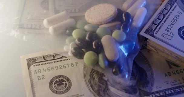 Drogy Igelitovém Sáčku 100 Dolarových Bankovkách Nákup Léků Léků Nezákonné — Stock video