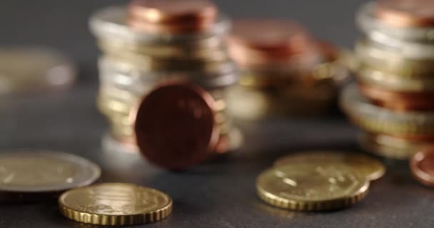 Panning Centavo Para Euro Notas Euro Moedas Empilhadas Dinheiro Papel — Vídeo de Stock