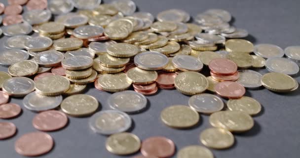 Panning Nad Monetami Euro Wiele Różnych Rodzajów Monet Europejski System — Wideo stockowe