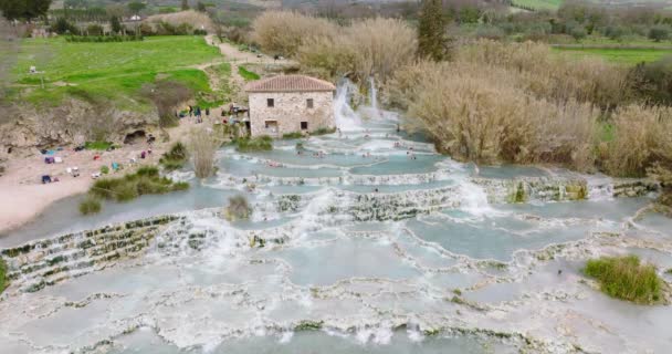 Saturnia Toskana Daki Güzel Kaplıcaların Havadan Manzarası Talya Popüler Turizm — Stok video