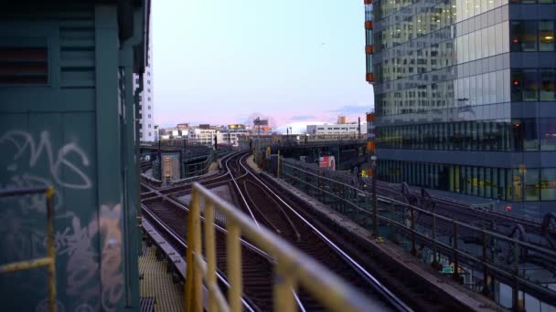 Subway Leaving Queensboro Plaza Station Sunset New York City Mta — Vídeo de Stock