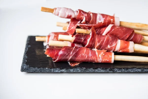 Slices Acorn Fed Iberian Ham Breadsticks Spanish Tapa Events Dinners — Stock Photo, Image