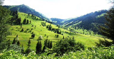 Gürcistan ve Türkiye 2017 motosiklet gezisi panoramik manzara ve kasaba manzarası 