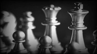 Bulanık arkaplanlı satranç tahtası oyunu ile iş oyunu rekabetçi stratejisi