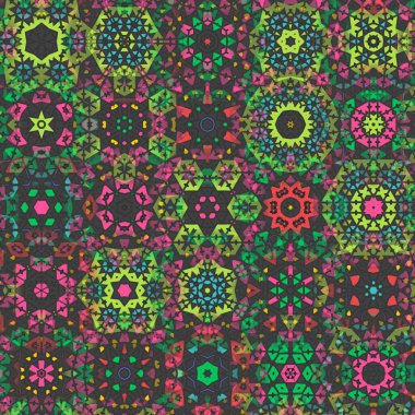 Soyut Bilgisayar Fraktal Tasarımı. Fraktal hiç bitmeyen bir desen. Fraktallar, farklı ölçeklerde kendine benzeyen sonsuz derecede karmaşık kalıplardır. Cep telefonu duvar kağıdı için harika.