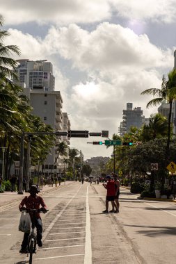 Miami 'de boş okyanus gezisi
