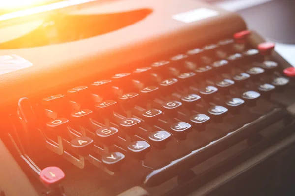 Keyboard Retro Typewriter Illuminated Bright Rays Sun — Stock Photo, Image