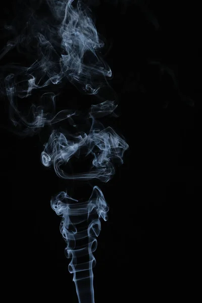 Σύννεφα Μπούκλας Καπνού Μαύρο Φόντο — Φωτογραφία Αρχείου