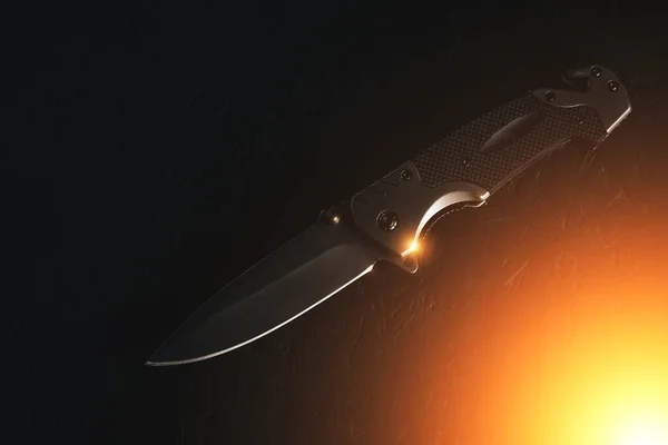 Cuchillo Plegable Táctico Iluminado Con Luz Amarilla Brillante Sobre Fondo — Foto de Stock