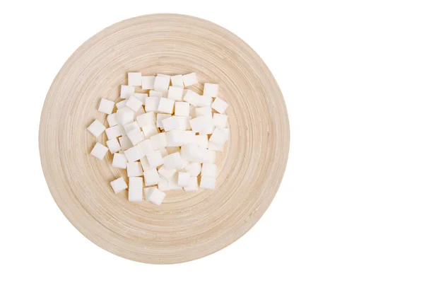 Menata Gula Dalam Piring Kayu Pada Latar Belakang Putih — Stok Foto