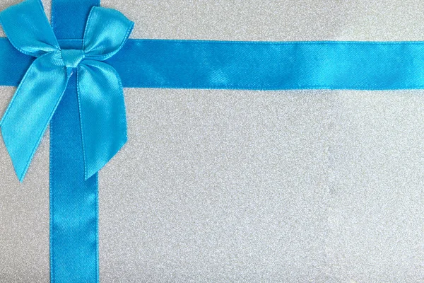 Blue Ribbon Tied Bow Shiny Gift Box — Stockfoto
