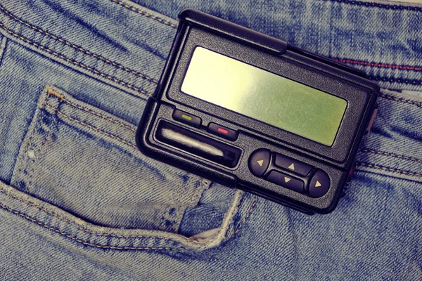 Pager Viejo Gadget Retro Para Comunicación Jeans — Foto de Stock