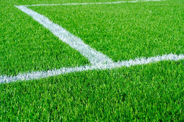 Świeże Zielone Trawniki Oznaczeniami Boisku Piłki Nożnej — Zdjęcie stockowe