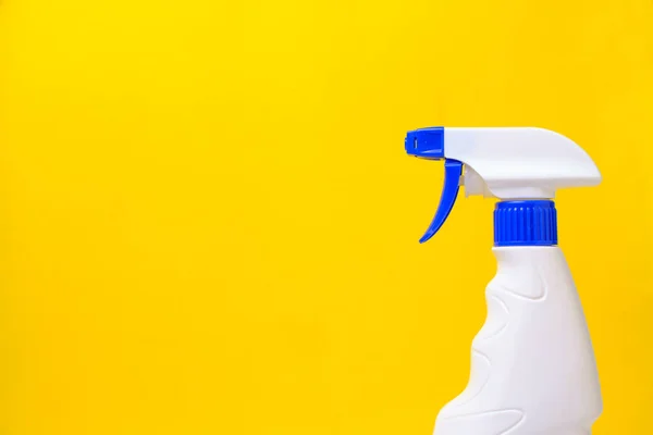 Sprayer Washing Windows Plumbing Yellow Background — Stock Photo, Image