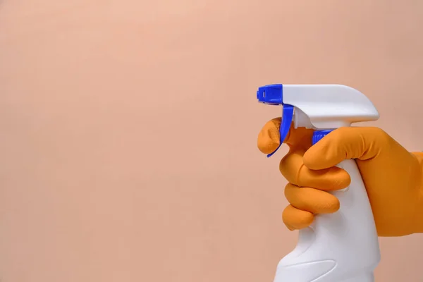 Sprayer Zum Reinigen Von Fenstern Und Sanitär Der Hand Mit — Stockfoto