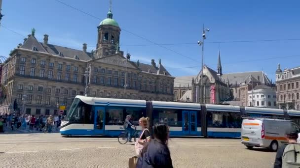 Panning Video Dam Square Packed Tourist Summer 2022 Amsterdam — 비디오