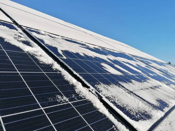 Fotovoltaïsche Panelen Bedekt Met Sneeuw Panelen Laag Rendement Sneeuwprobleem Stockfoto