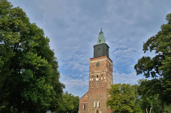 Chimes of the Cathedral in Turku, Finland in early Осень. — стоковое фото