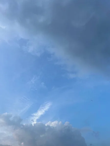 Вид Голубой Фон Неба Вечером Темнота Облачно — стоковое фото