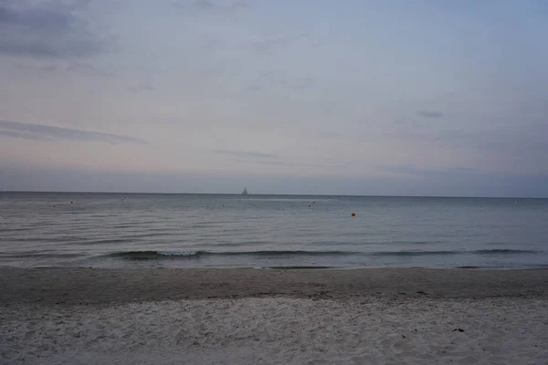 Binz Allemagne Juillet 2021 Soirée Été Sur Plage Sable Blanc — Photo