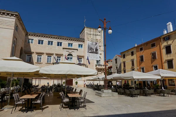 Zadar Croacia Agosto 2021 Plaza Del Pueblo Centro Vida Ciudad — Foto de Stock