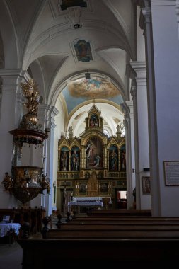 Uherske Hradiste, Çek Cumhuriyeti - 11 Eylül 202 - Fransisken Manastırı 'nın bir parçası olan Annunciation Kilisesi                               