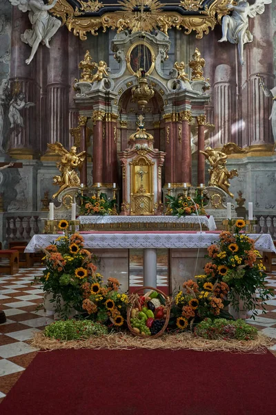 Uherske Hradiste Czechy Września 2021 Wnętrze Barokowego Kościoła Franciszka Xaviera — Zdjęcie stockowe