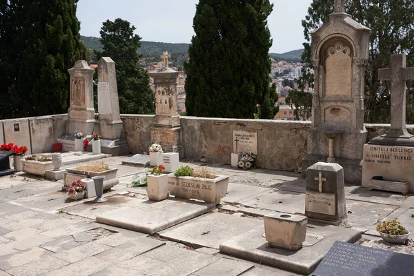 Sibenik Croacia Mayo 2022 Cementerio Santa Ana Una Soleada Tarde —  Fotos de Stock