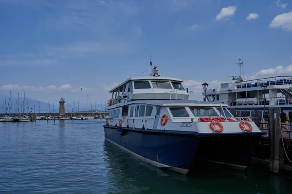 Desenzano Del Garda Italy July 2022 Yachts Boats Docked Port — Stock Fotó