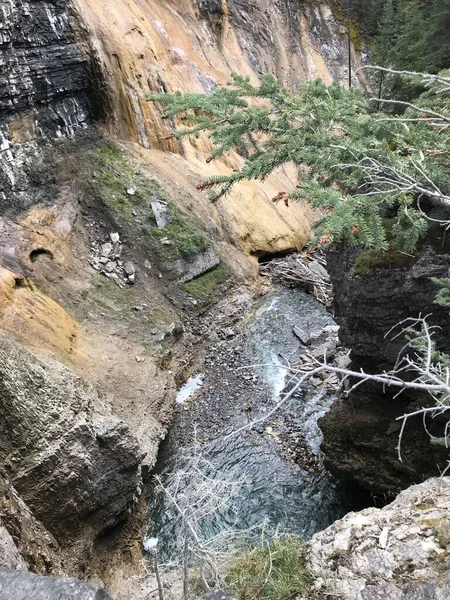 Johnston Canyon Parque Nacional Banff — Fotografia de Stock