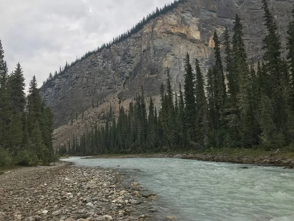 Cataratas Takakkaw Parque Nacional Yoho — Fotografia de Stock