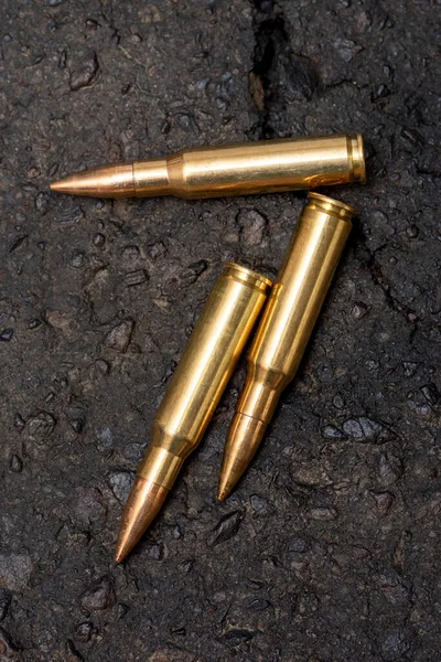 Scattering Cartridges Caliber Bullets Kalashnikov Assault Rifle Asphalt City Close — Stock fotografie