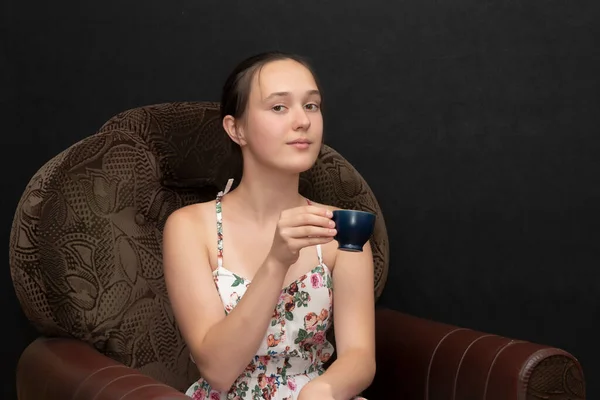 Portrait Girl Teenager Cup Black Background — Stockfoto