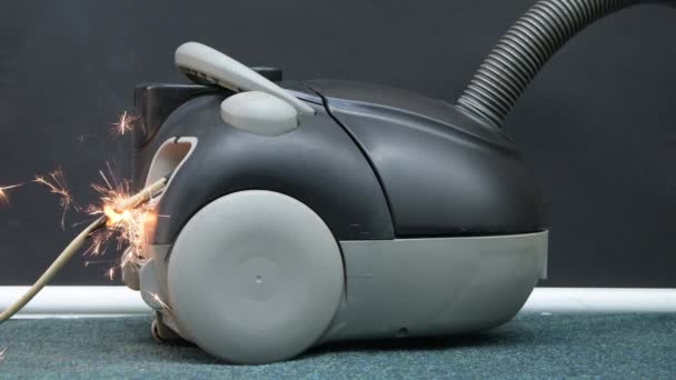 Fire Burns Vacuum Cleaner Sparks Fly Plastic Case Melts Fire — Stockvideo