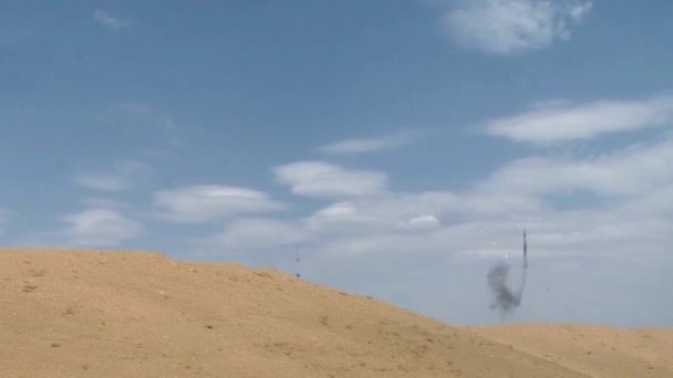 Départ Lancement Fusée Lanceur Division Artillerie Russe Dans Désert Tiré — Video