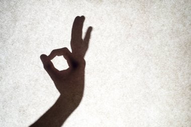 Siyah beyaz arka planda 