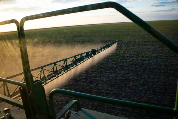 Special Tractor Sprays Fields Weeds Spraying Fields Close High Quality — Stok Foto