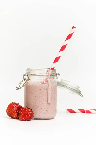 Studio Photo Strawberry Milkshake Smoothie Red Straw White Background — Stock Photo, Image