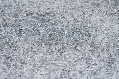 Kış mevsiminde yakın çekim ya da donmuş suyun buz kristallerinin makroyu